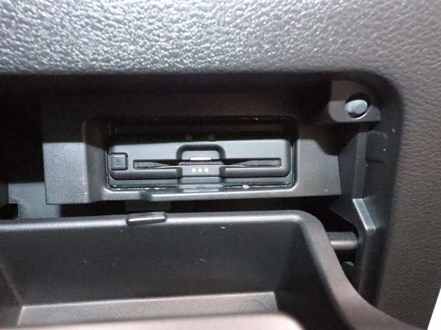 ニッサン セレナＨＶ e-ﾊﾟﾜｰ ﾊｲｳｪｲｽﾀｰV