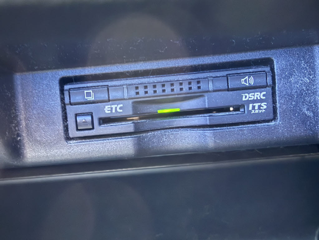 トヨタ ﾊﾘｱｰ ﾊｲﾌﾞﾘｯﾄﾞ ﾌﾟﾚﾐｱﾑ ｽﾀｲﾙﾓｰｳﾞ 4WD