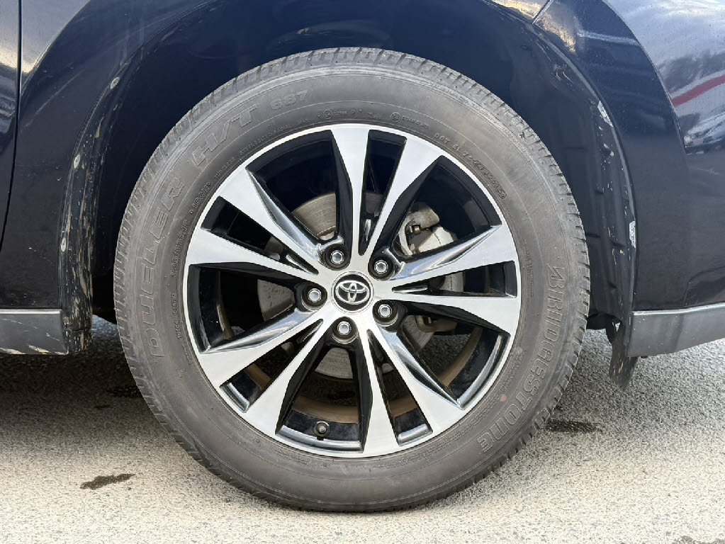 トヨタ ﾊﾘｱｰ ﾊｲﾌﾞﾘｯﾄﾞ ﾌﾟﾚﾐｱﾑ ｽﾀｲﾙﾓｰｳﾞ 4WD