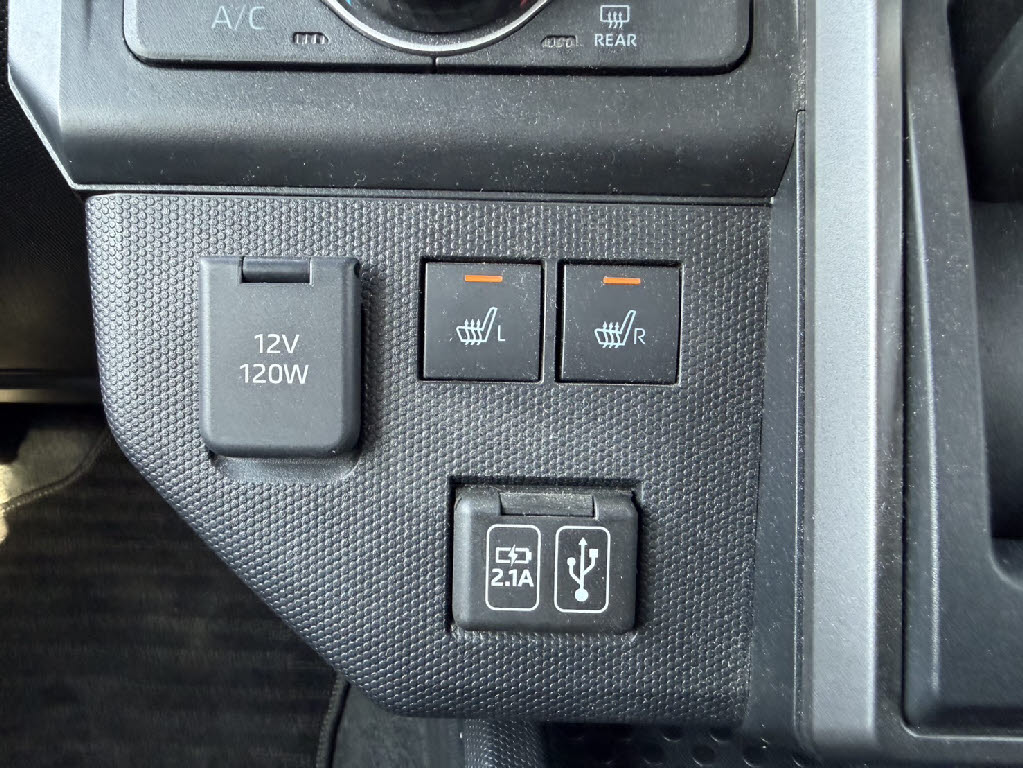 ダイハツ タフト Gﾀｰﾎﾞ ｸﾛﾑﾍﾞﾝﾁｬｰ 4WD