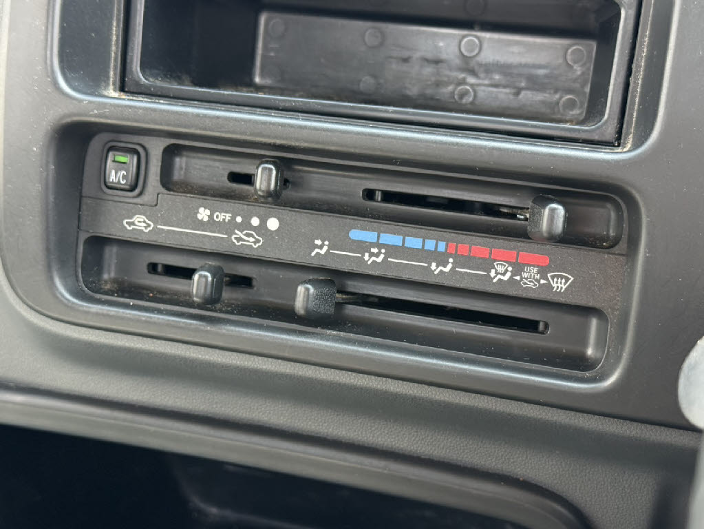 ダイハツ ハイゼットＴ ｴｱｺﾝﾊﾟﾜｽﾃｽﾍﾟｼｬﾙ 4WD