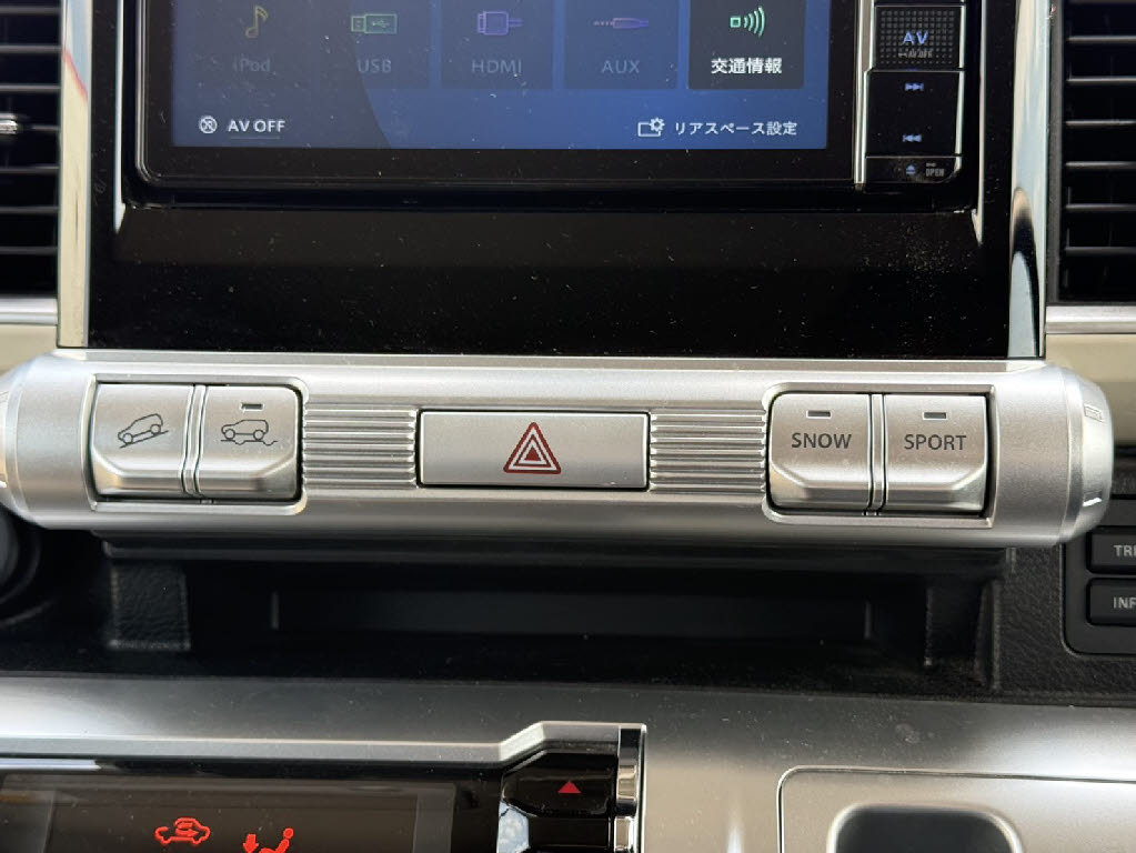 スズキ クロスビー ﾊｲﾌﾞﾘｯﾄﾞMZ 4WD