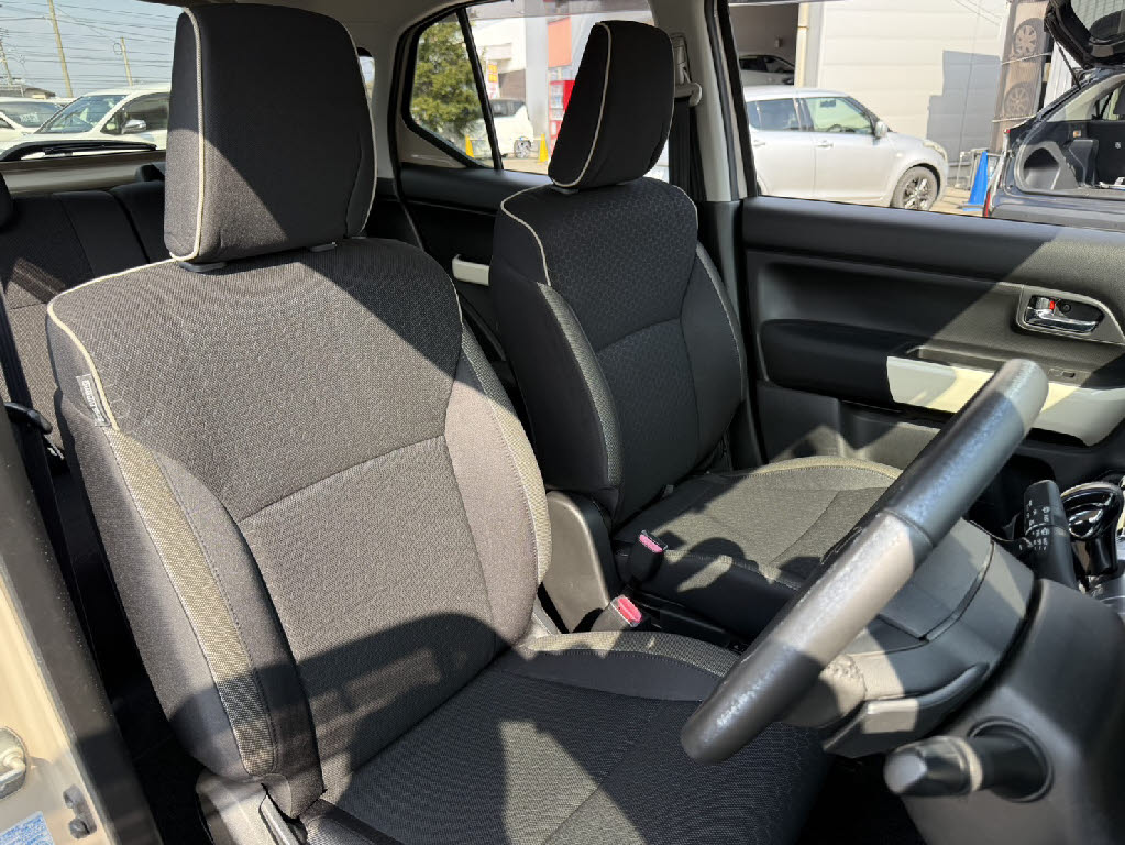 スズキ クロスビー ﾊｲﾌﾞﾘｯﾄﾞMZ 4WD