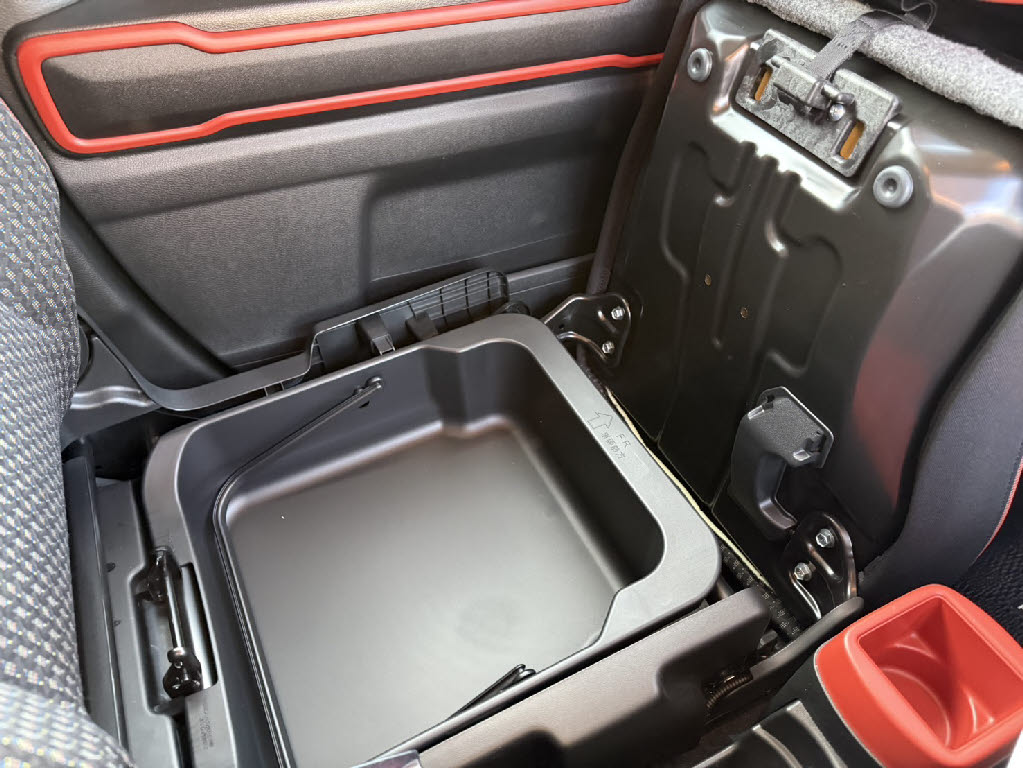 スズキ ハスラー ﾊｲﾌﾞﾘｯﾄﾞX 4WD