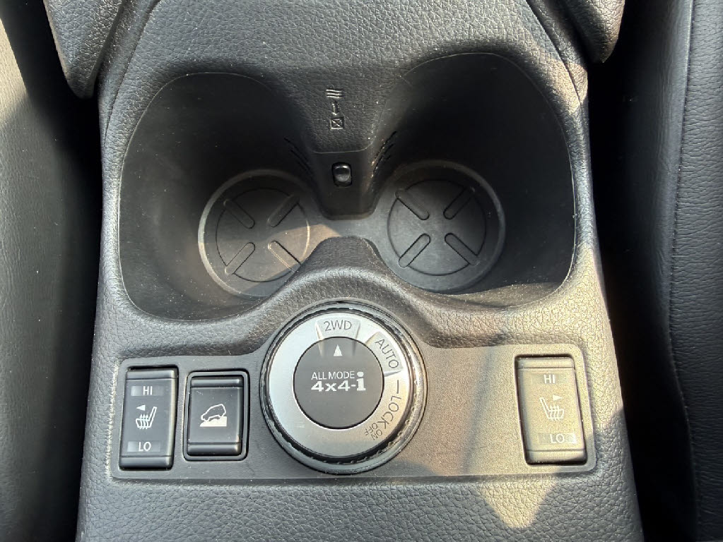 ニッサン エクストレイル 20XｴｸｽﾄﾘｰﾏｰXｴﾏｰｼﾞｪﾝｼｰﾌﾞﾚｰｷﾊﾟｯｹｰｼﾞ4WD