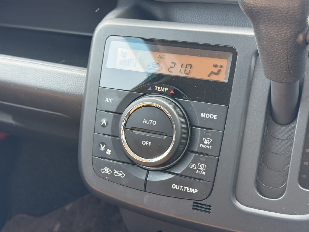 ニッサン モコ X FOUR