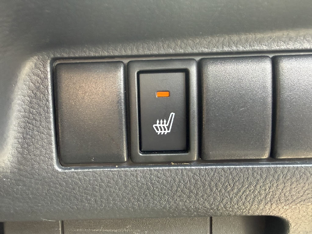 ニッサン モコ X FOUR