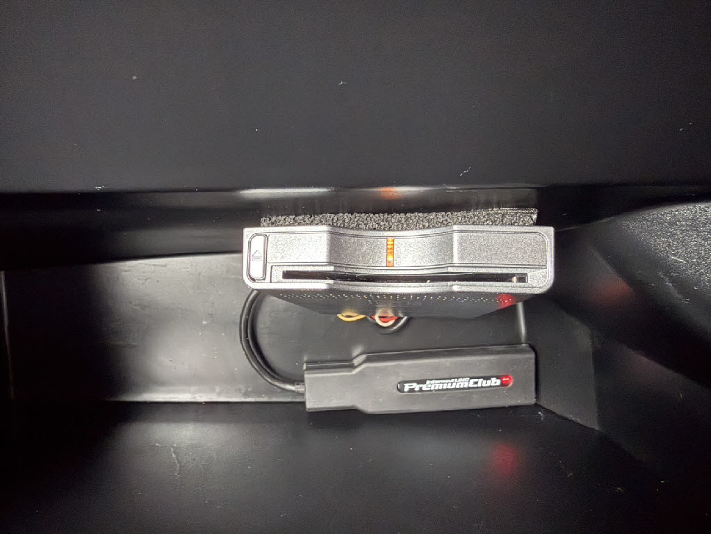 ホンダ Ｎ　ＢＯＸカスタム ﾀｰﾎﾞSSﾊﾟｯｹｰｼﾞ2ﾄｰﾝｶﾗｰｽﾀｲﾙ 4WD