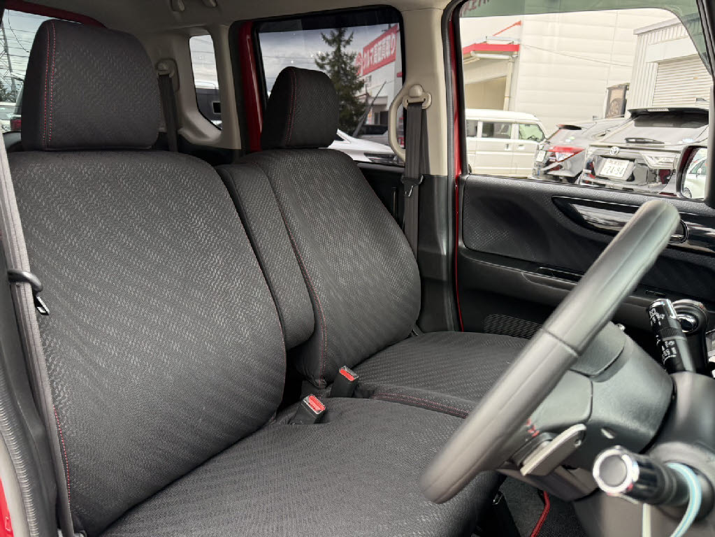 ホンダ Ｎ　ＢＯＸカスタム ﾀｰﾎﾞSSﾊﾟｯｹｰｼﾞ2ﾄｰﾝｶﾗｰｽﾀｲﾙ 4WD