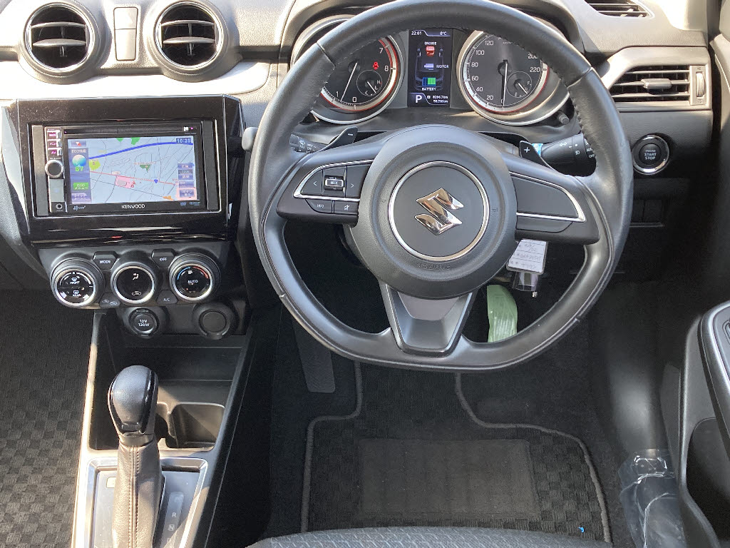 スズキ スイフト 1.2HYBRID ML 4WD