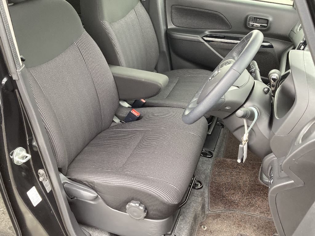 ニッサン デイズルークス ﾊｲｳｪｲｽﾀｰX 4WD