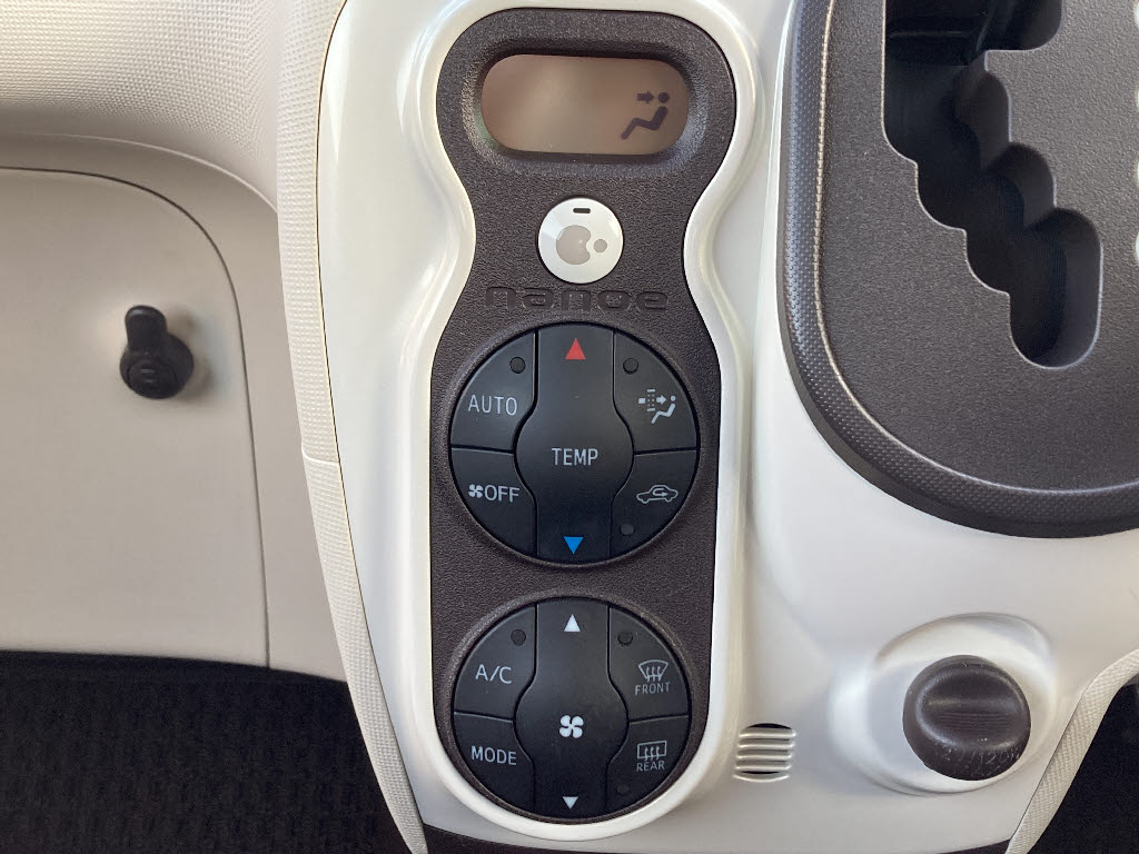 トヨタ ポルテ 1.5G 4WD