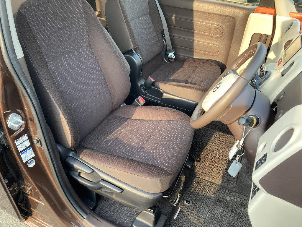 トヨタ ポルテ 1.5G 4WD