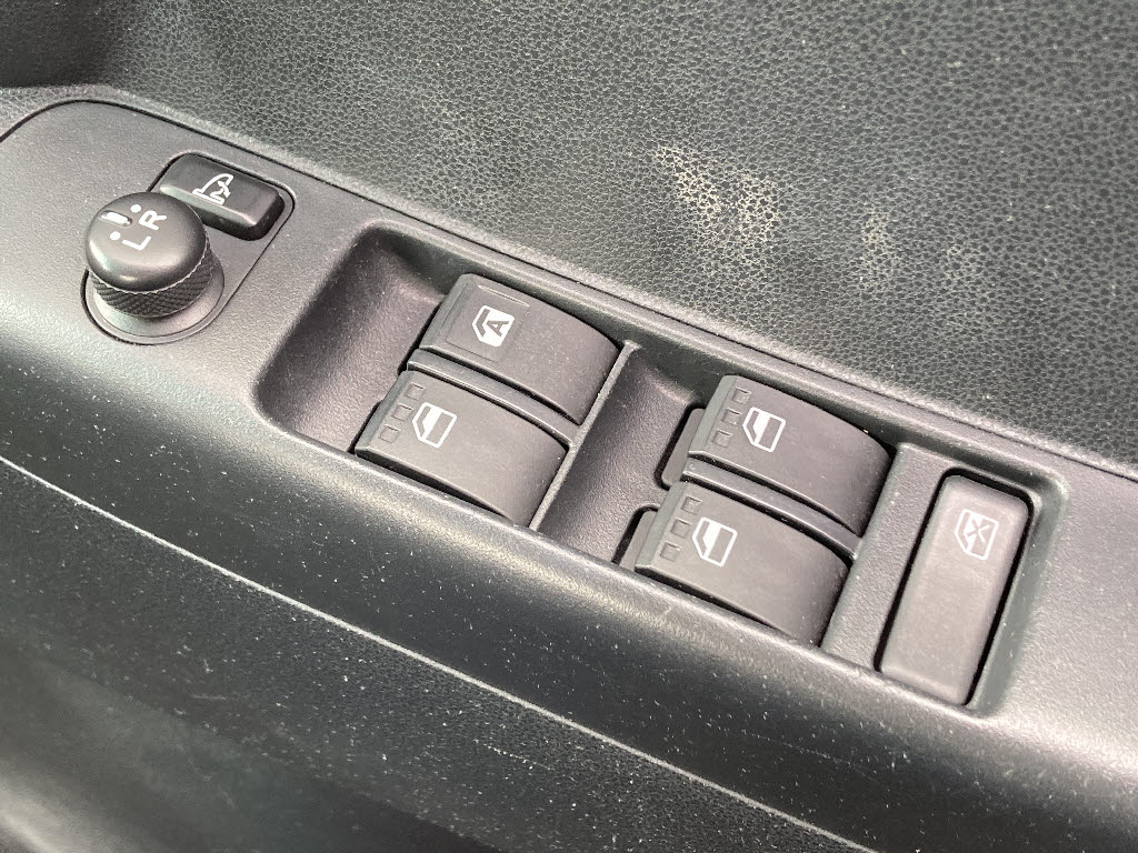 ダイハツ ムーヴコンテ L VSⅡ 4WD　