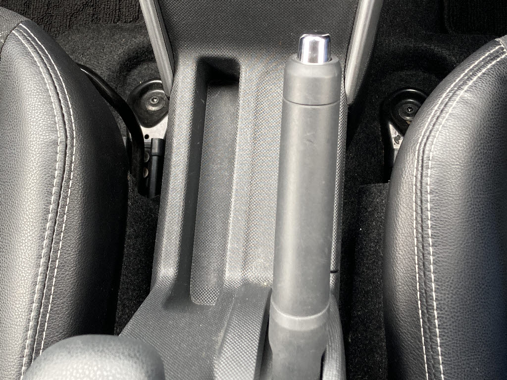 ダイハツ ロッキー 1.0ﾌﾟﾚﾐｱﾑ 4WD