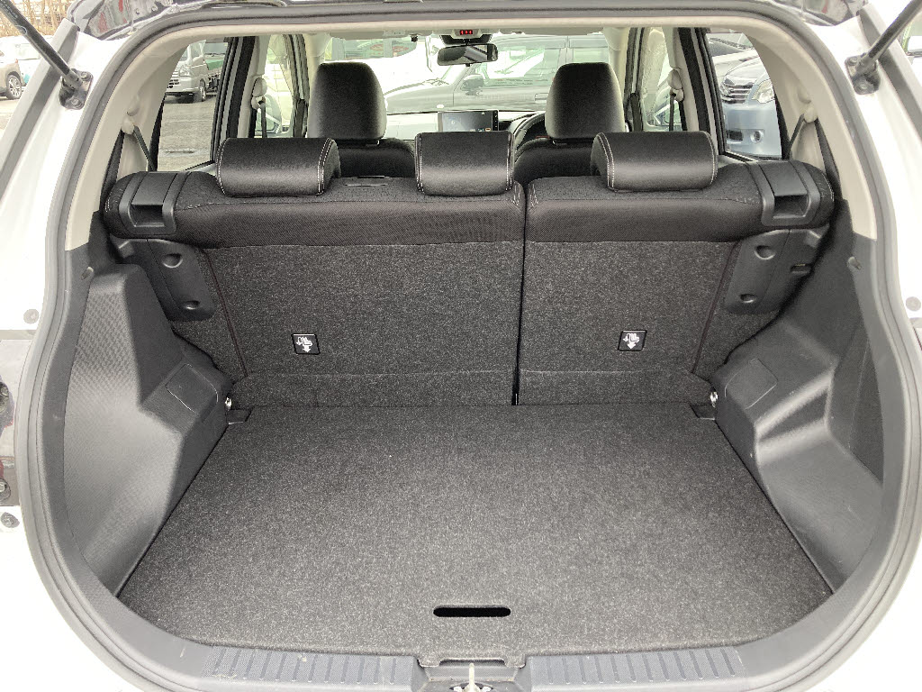 ダイハツ ロッキー 1.0ﾌﾟﾚﾐｱﾑ 4WD