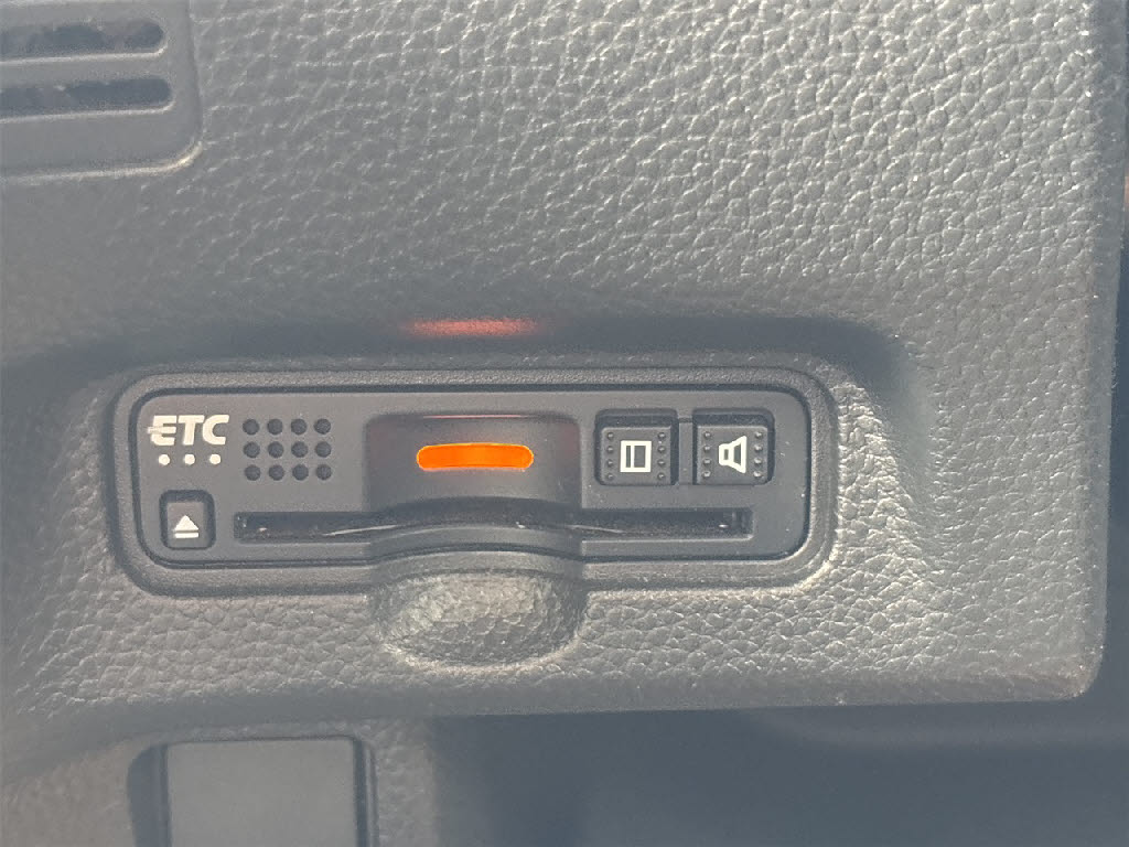 ホンダ Ｎ　ＢＯＸカスタム G Lﾎﾝﾀﾞｾﾝｼﾝｸﾞ 4WD