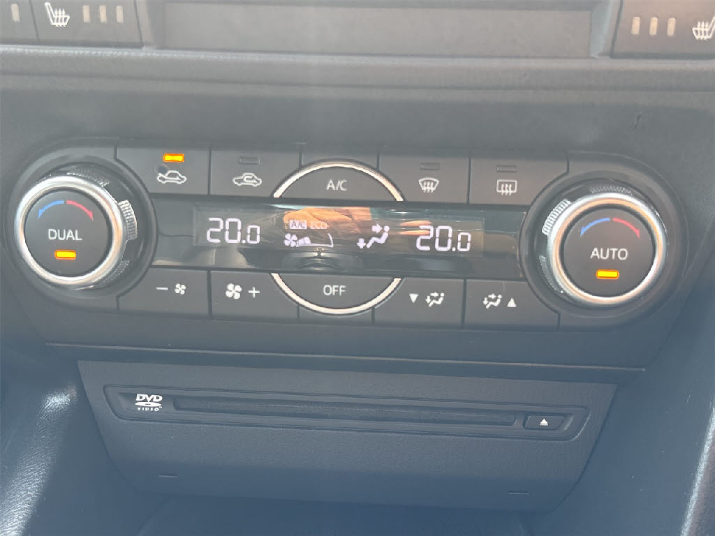 マツダ アクセラ XD Lﾊﾟｯｹｰｼﾞ