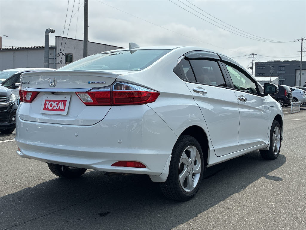 ホンダ グレイス　ﾊｲﾌﾞﾘｯﾄﾞ EX 4WD