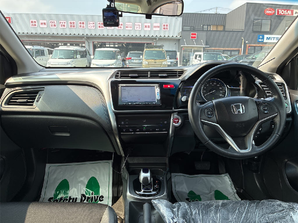 ホンダ グレイス　ﾊｲﾌﾞﾘｯﾄﾞ EX 4WD