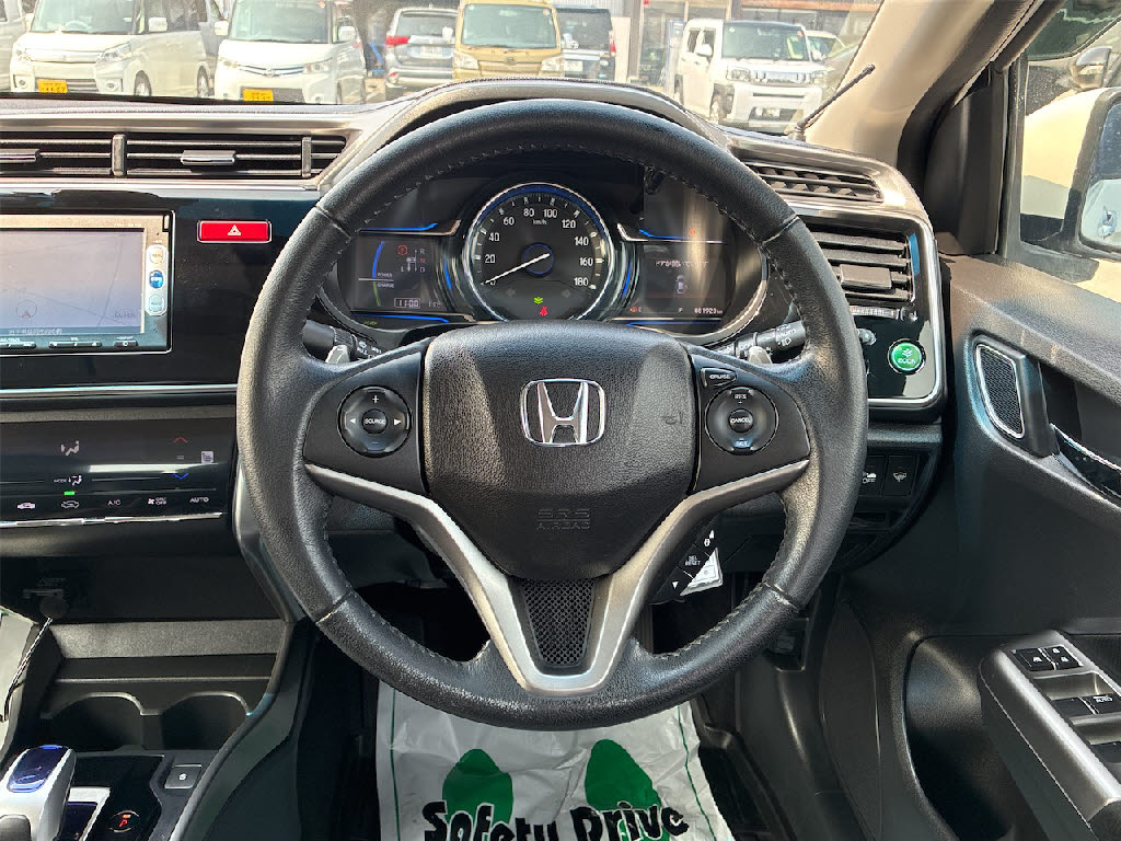 ホンダ グレイス　ﾊｲﾌﾞﾘｯﾄﾞ EX 4WD