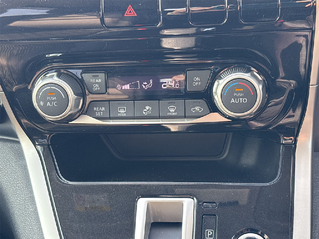 ニッサン セレナ ﾊｲｳｪｲｽﾀｰ 4WD