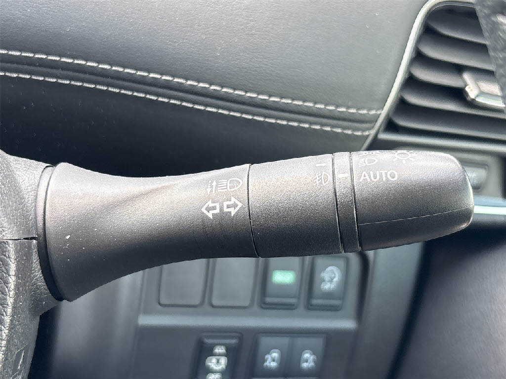 ニッサン セレナ ﾊｲｳｪｲｽﾀｰ 4WD