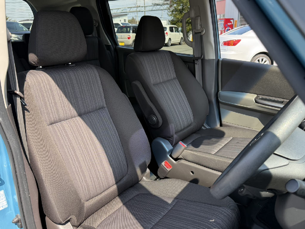 ホンダ フリード G・ﾎﾝﾀﾞｾﾝｼﾝｸﾞ 4WD