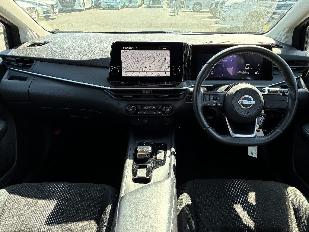 ニッサン ノート X FOUR 4WD