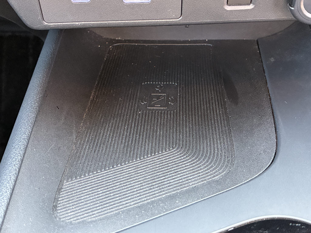 ニッサン ノート X FOUR 4WD