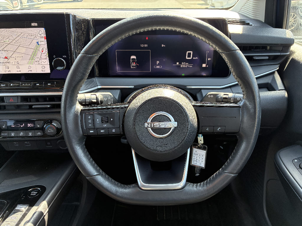 ニッサン ノート X FOUR 4WD