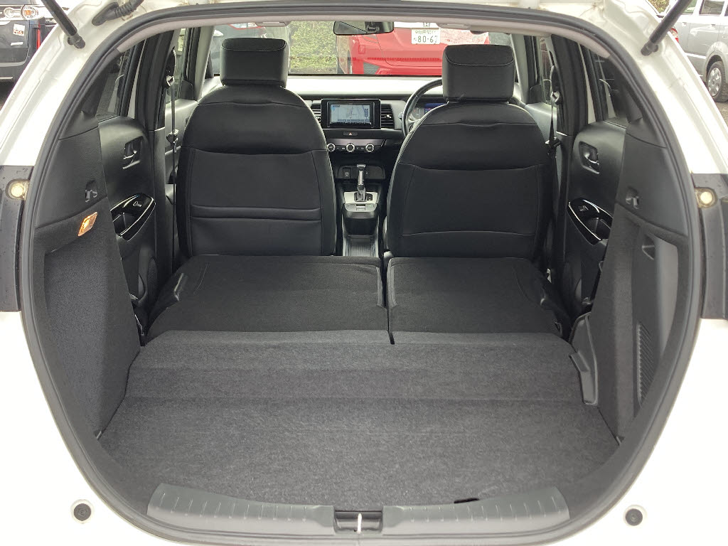 ホンダ フィット e:HEVﾎｰﾑ 4WD