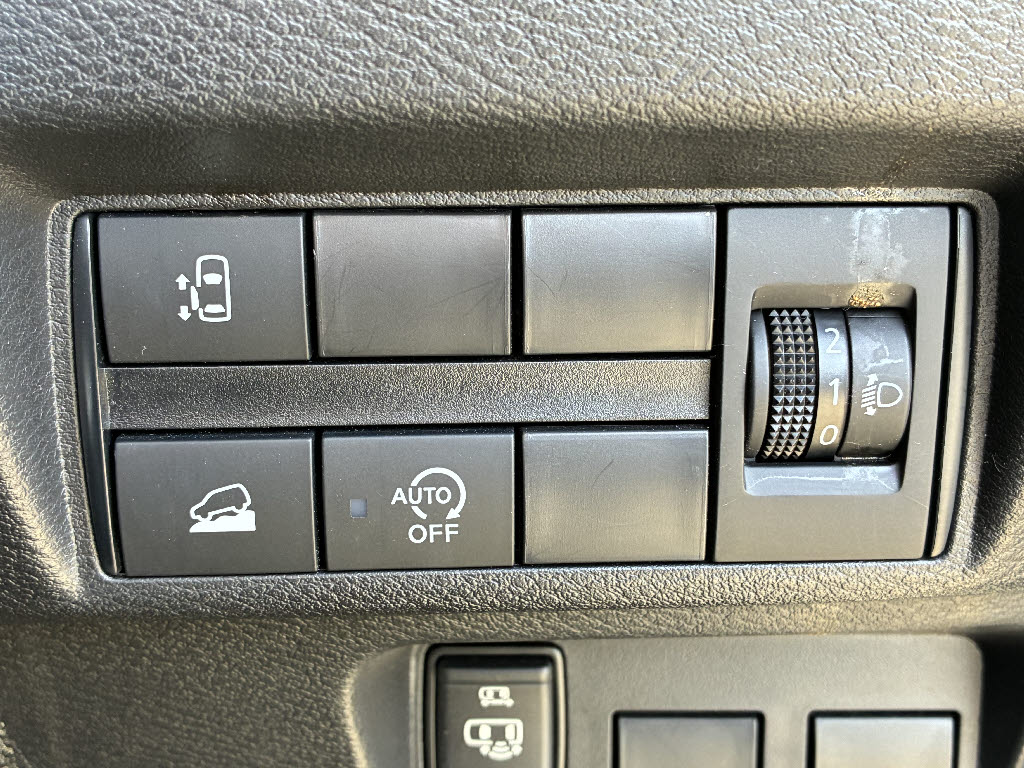 三菱 eKｸﾛｽ ｽﾍﾟｰｽ T 4WD