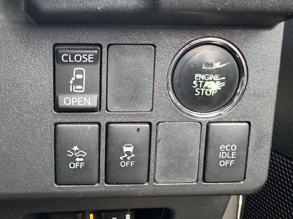 ダイハツ ウエイク X SA 4WD