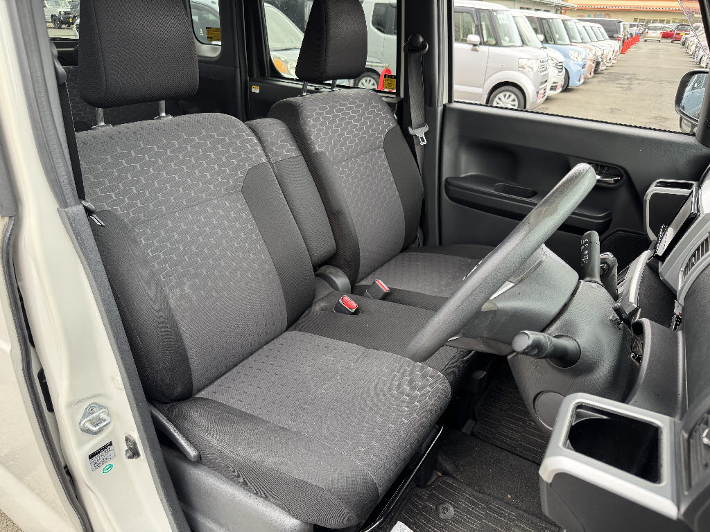 ダイハツ ウエイク X SA 4WD