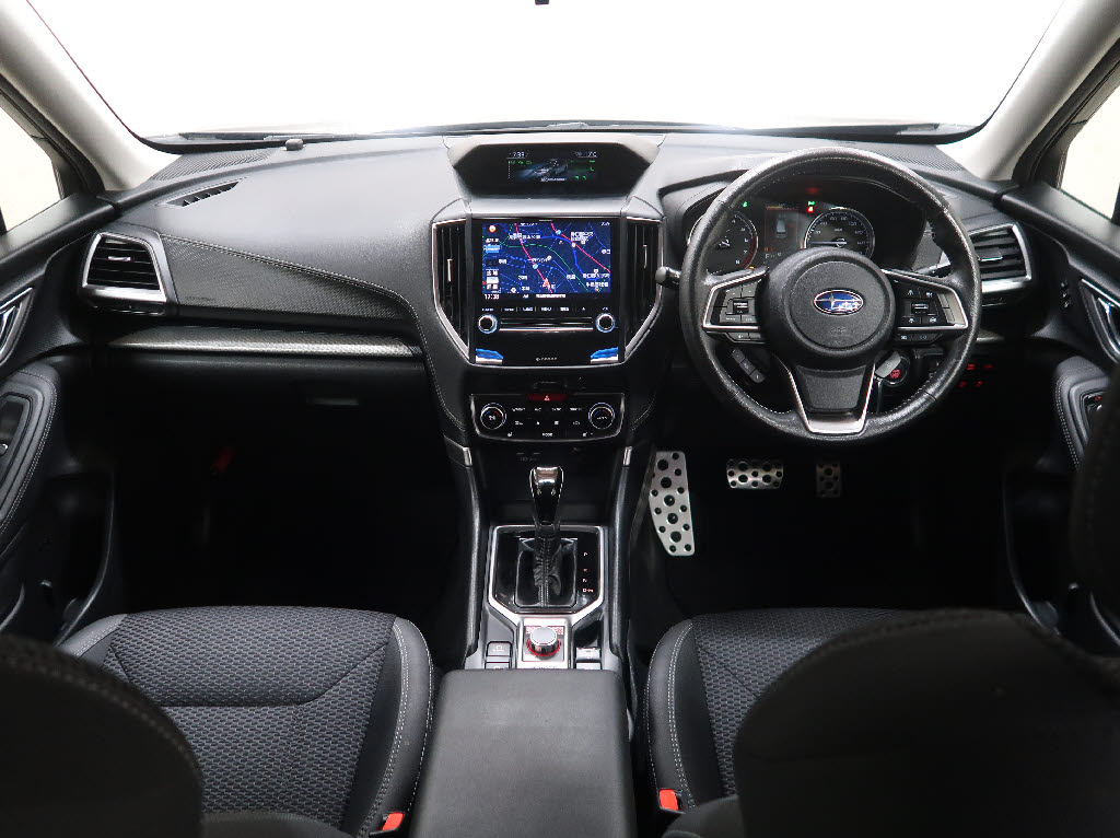 スバル フォレスター ﾌﾟﾚﾐｱﾑ 4WD