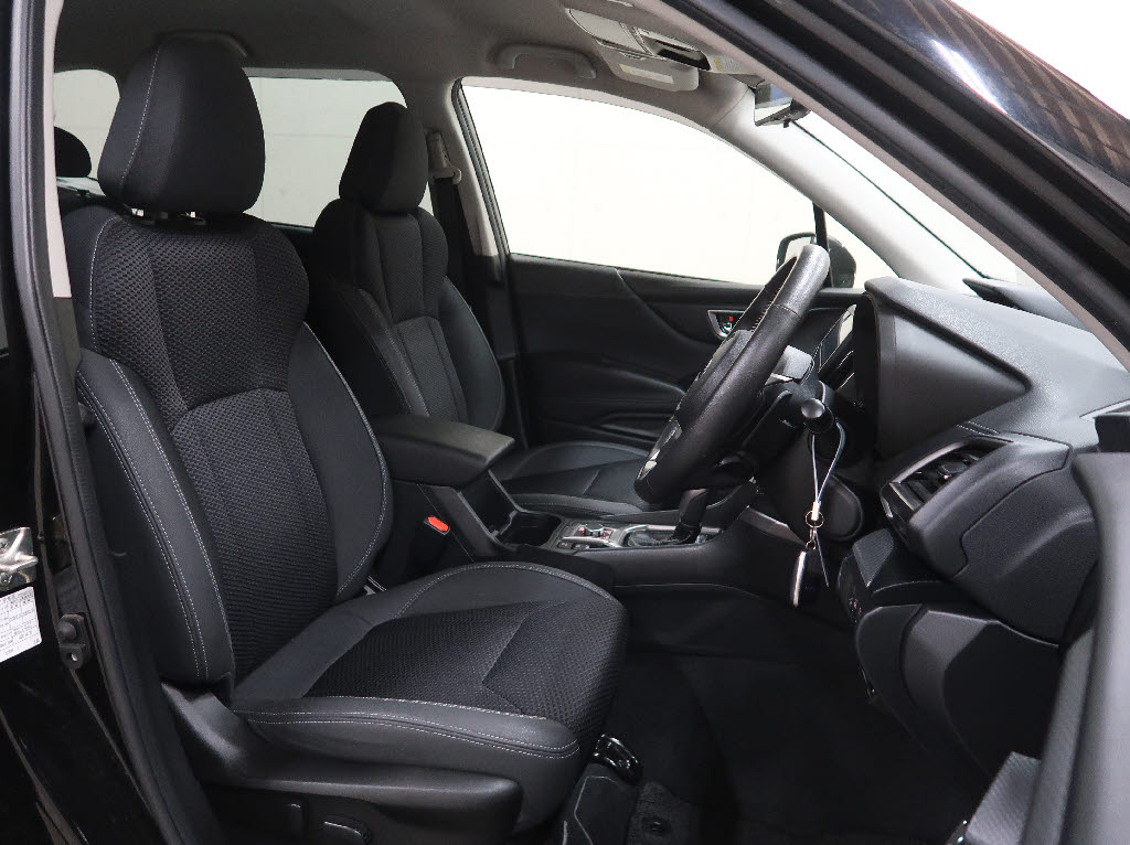 スバル フォレスター ﾌﾟﾚﾐｱﾑ 4WD