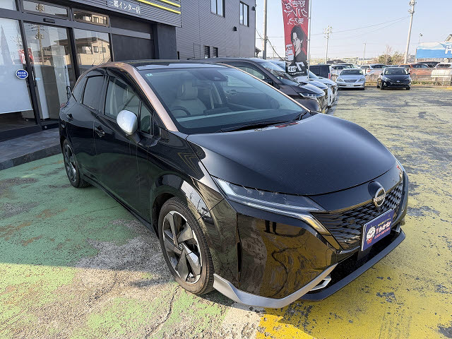 ニッサン オーラ Ｇレザーエディション