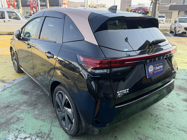 ニッサン オーラ Ｇレザーエディション