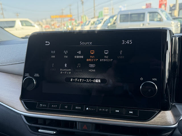 ニッサン オーラ Ｇレザーエディション