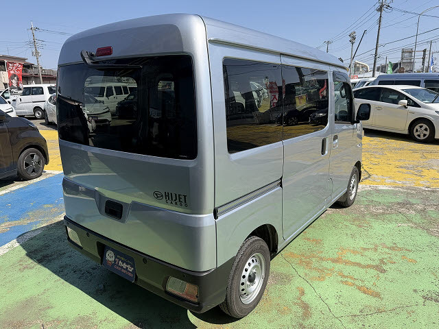 ダイハツ ハイゼットカーゴＶ デラックス
