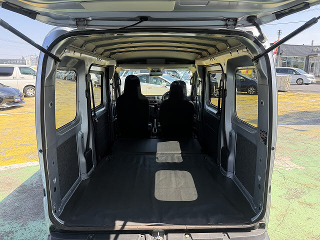 ダイハツ ハイゼットカーゴＶ デラックス