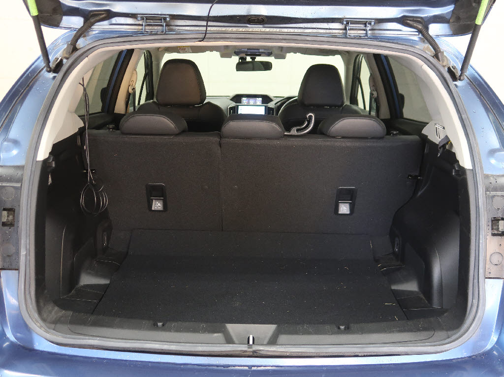 スバル インプレッサスポーツ 1.6i-L ｱｲｻｲﾄ