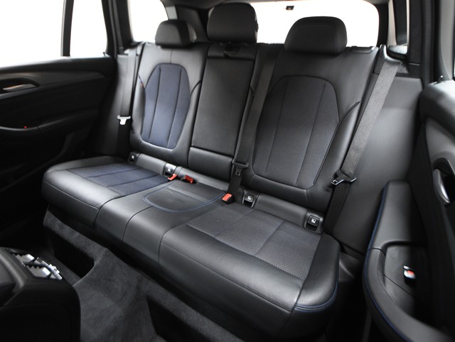 ＢＭＷ ＢＭＷ Ｘ３ Ｘドライブ２０ｄ Ｍスポーツ