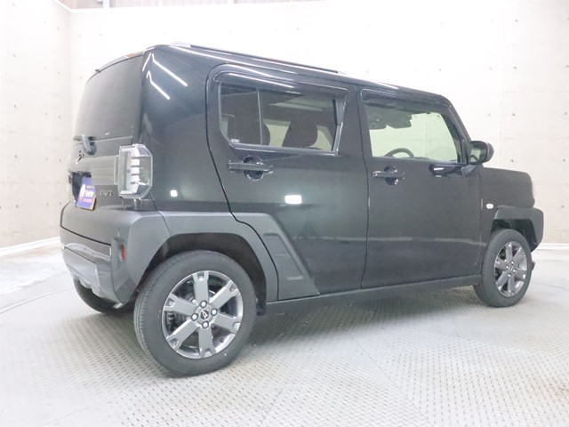 ダイハツ タフト Gダーククロムベンチャー