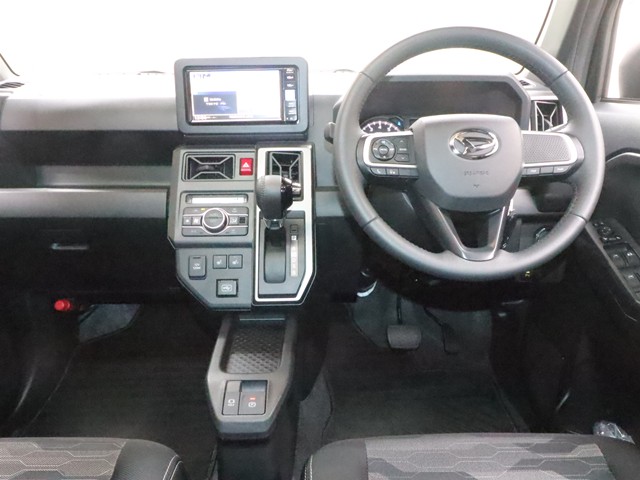 ダイハツ タフト Gダーククロムベンチャー