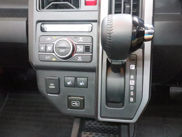 ダイハツ タフト Gダーククロムベンチャー