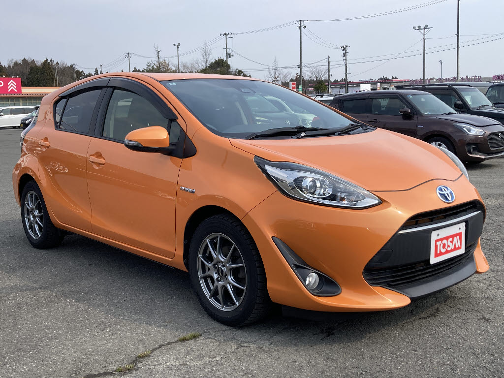 トヨタ アクア S