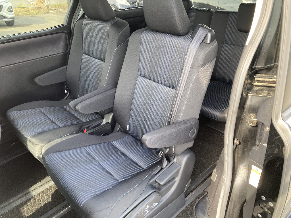 トヨタ ヴォクシー ＺＳ