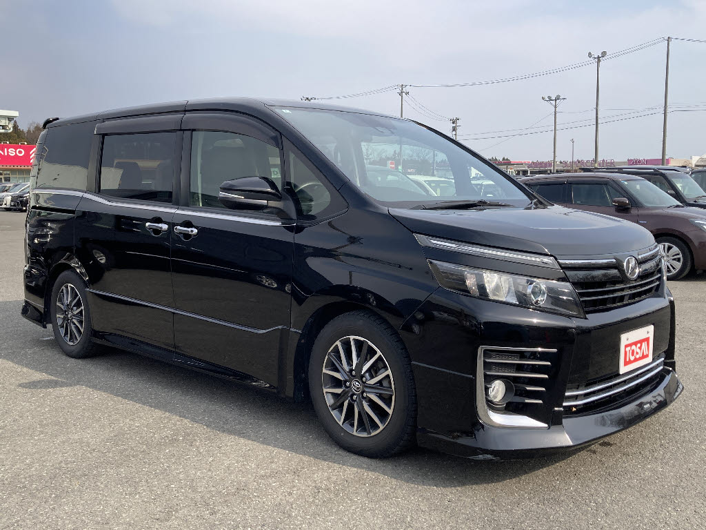 トヨタ ヴォクシー ＺＳ